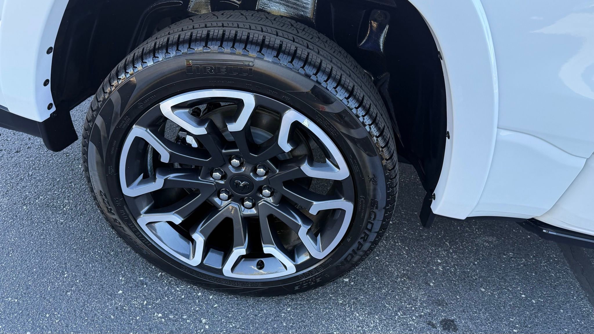 Used 2025 RAM 1500 Limited w/ Bed Utility Group image 17