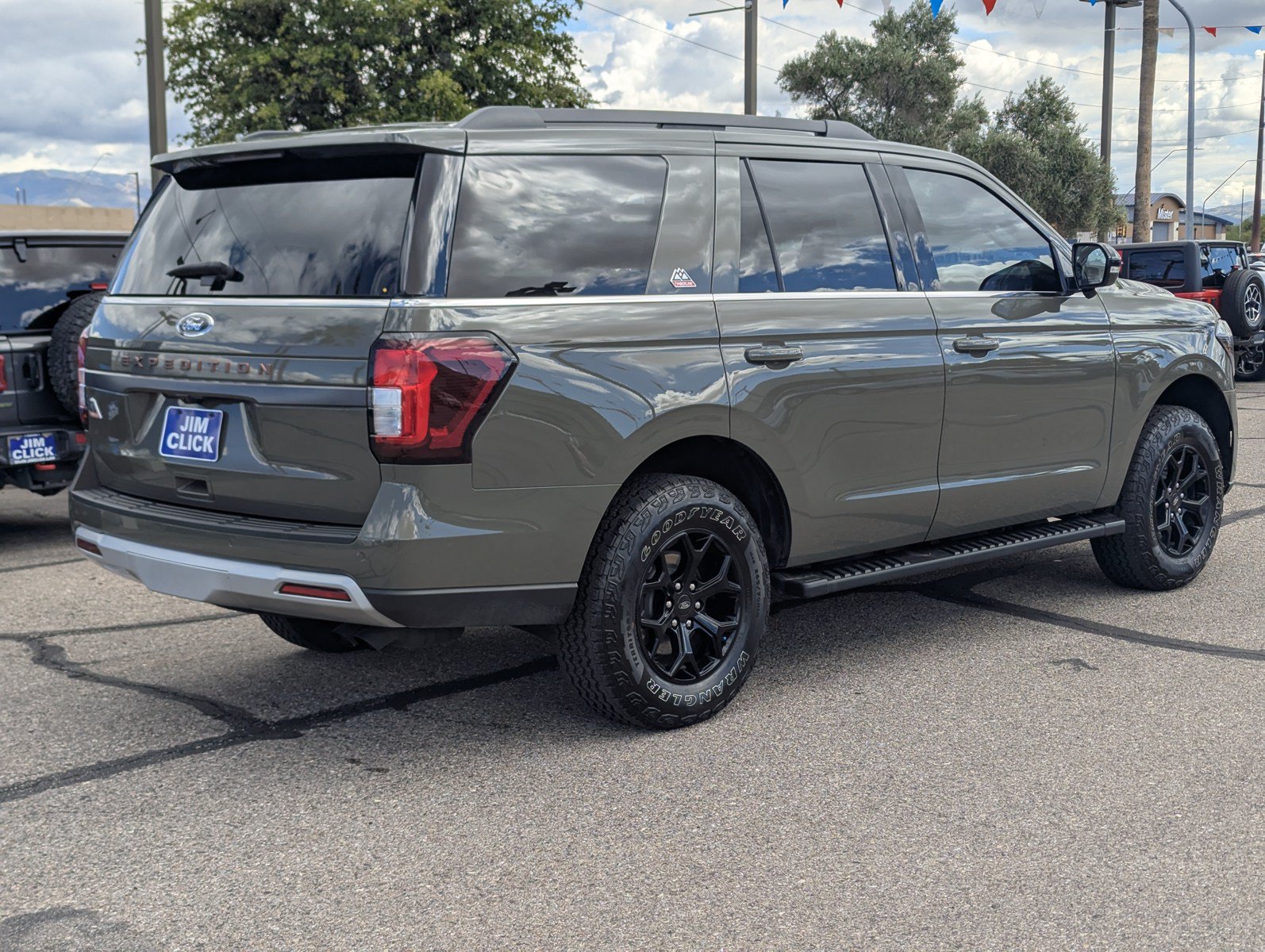 Certified 2024 Ford Expedition Timberline AWD/4WD image 2