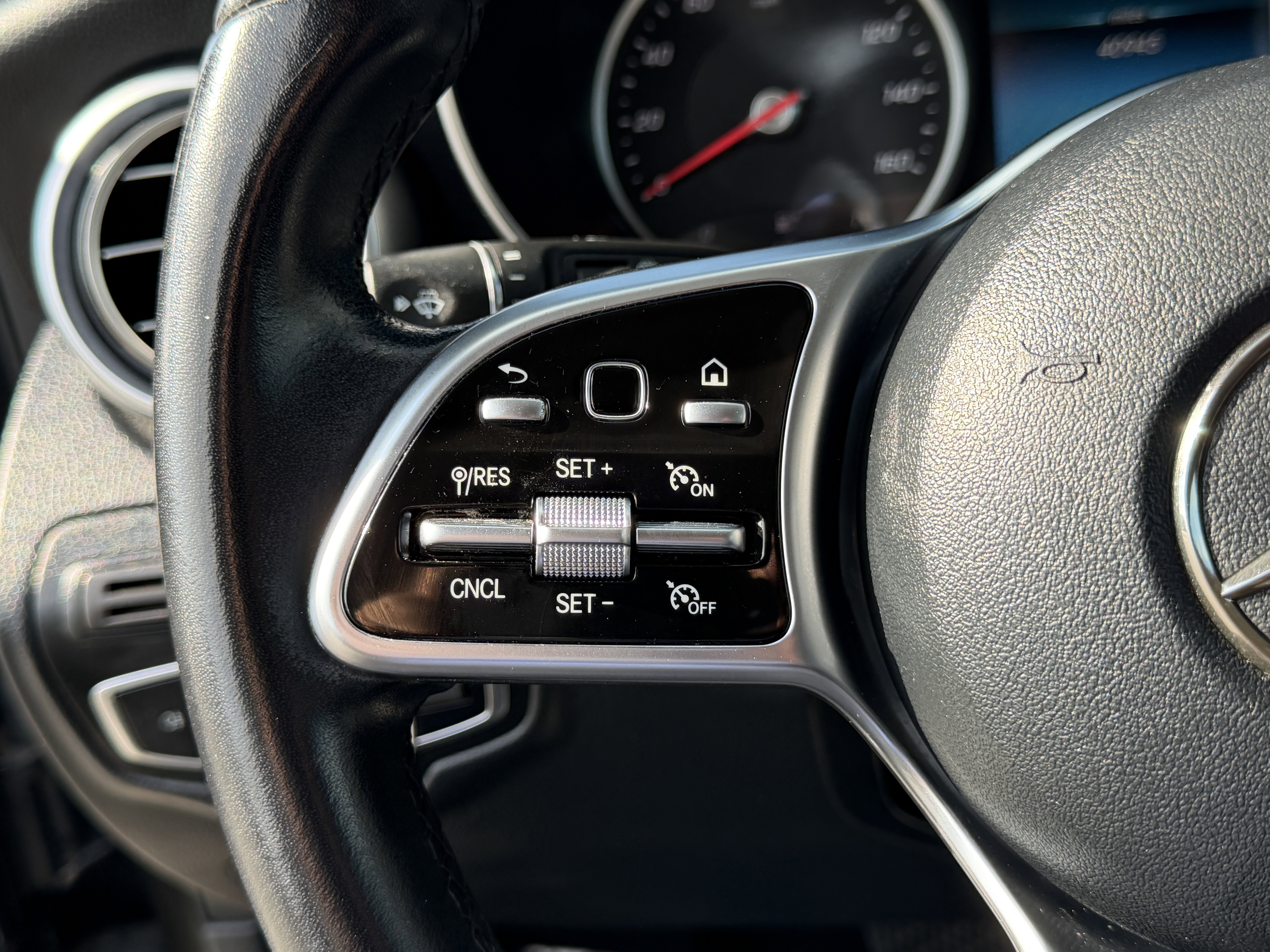 Certified 2021 Mercedes-Benz GLC 300 image 23