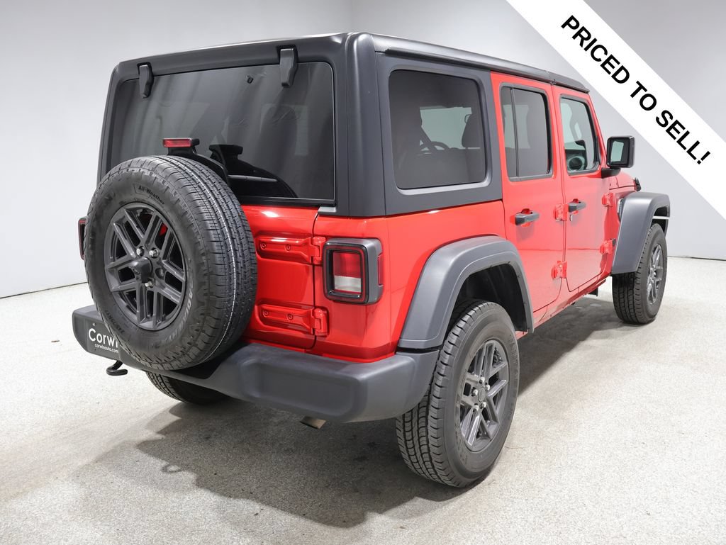 Used 2025 Jeep Wrangler Unlimited Sport AWD/4WD image 2