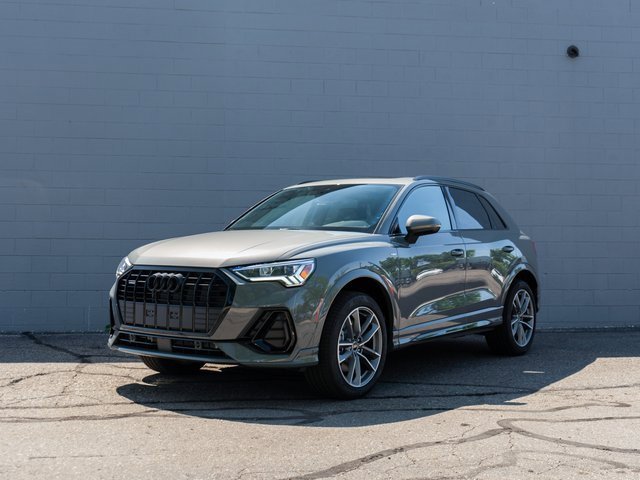 New 2025 Audi Q3 2.0T Premium