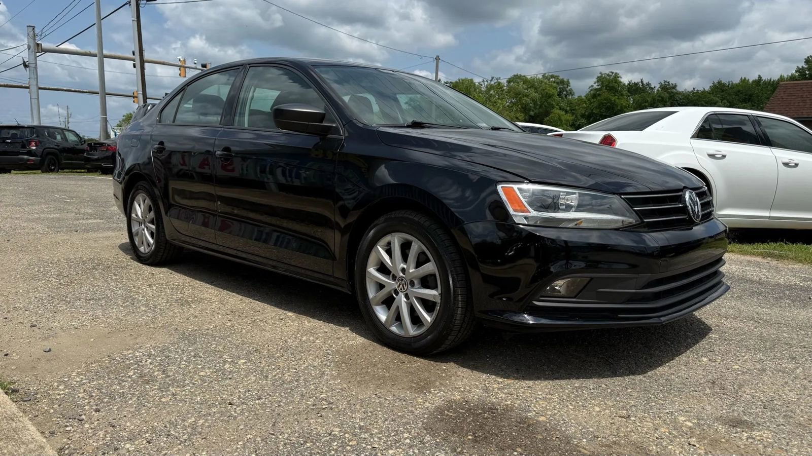 Used 2015 Volkswagen Jetta SE FWD image 4