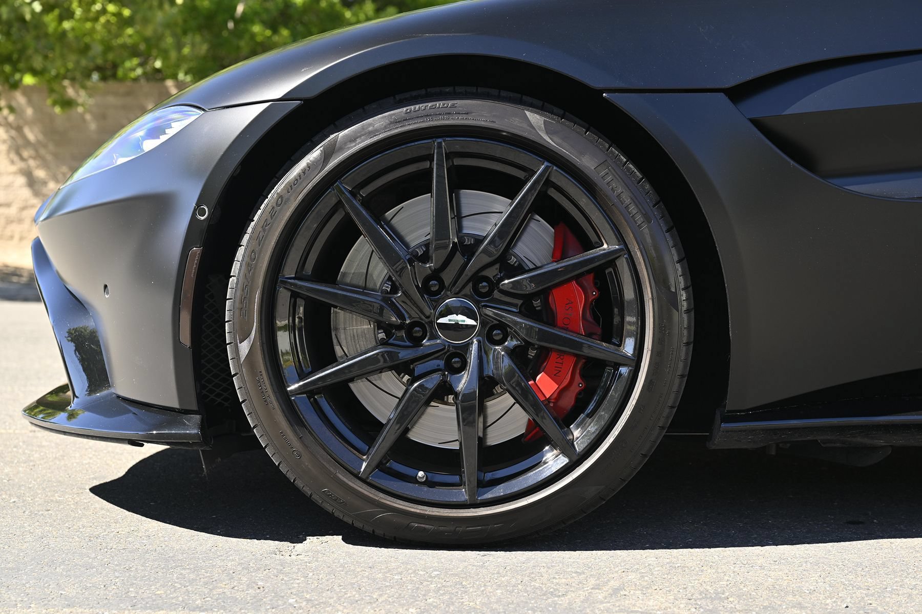 Used 2020 Aston Martin V8 Vantage Coupe RWD image 14