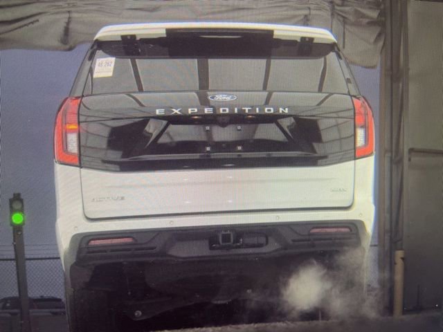 Used 2025 Ford Expedition Max Active image 12