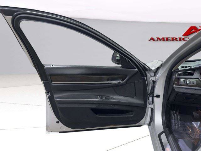 Used 2012 BMW 740Li RWD image 23