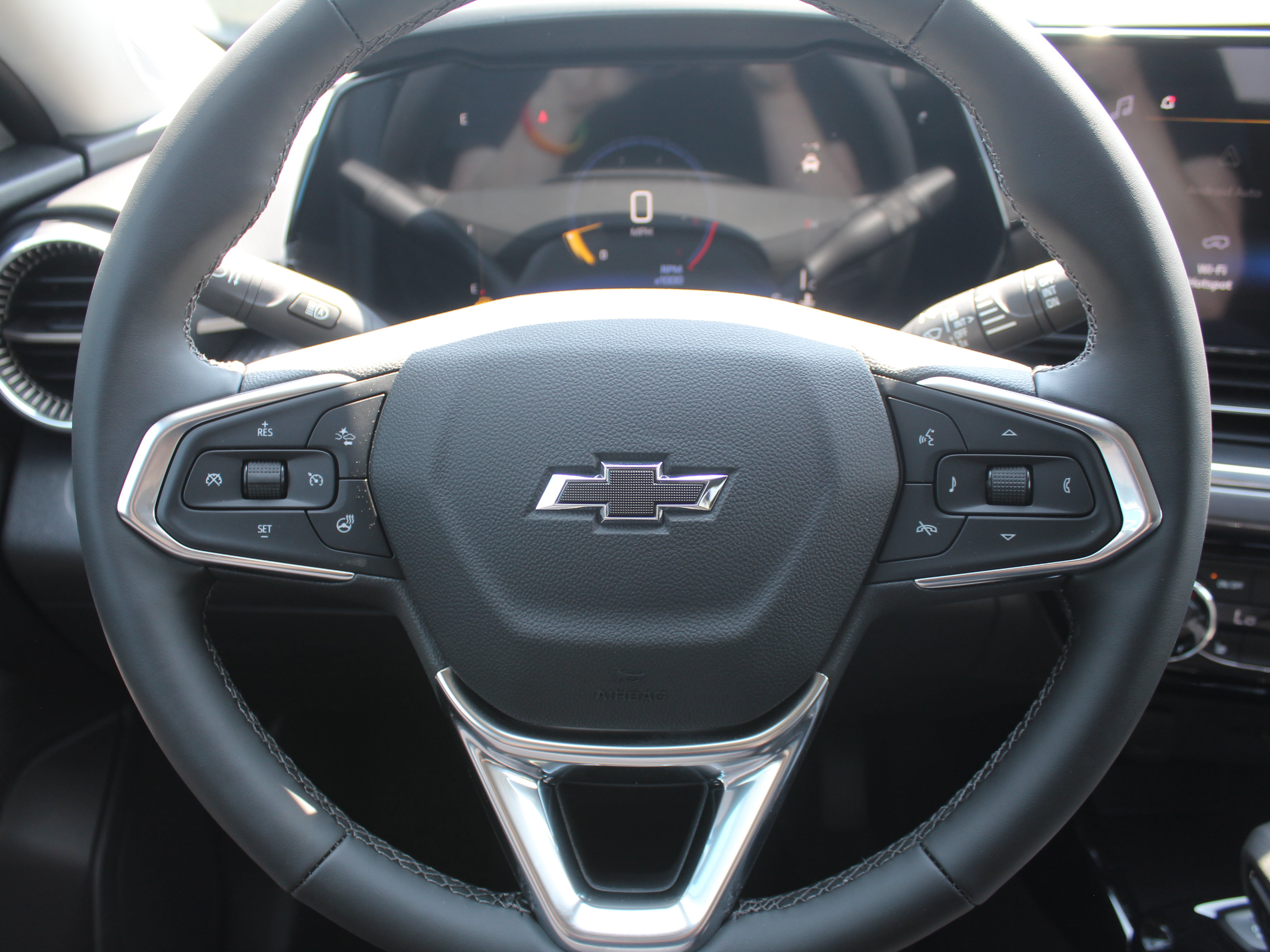 New 2026 Chevrolet Trax ACTIV w/ Driver Confidence Package FWD image 12