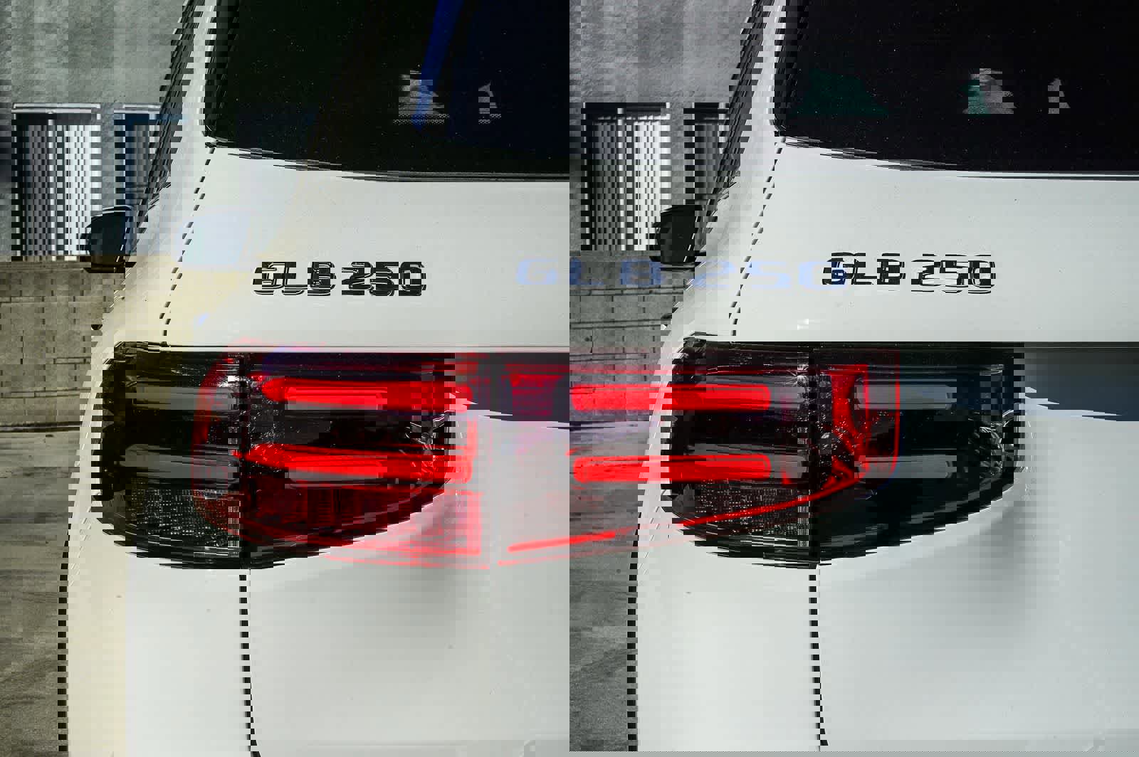 Used 2026 Mercedes-Benz GLB 250 image 11