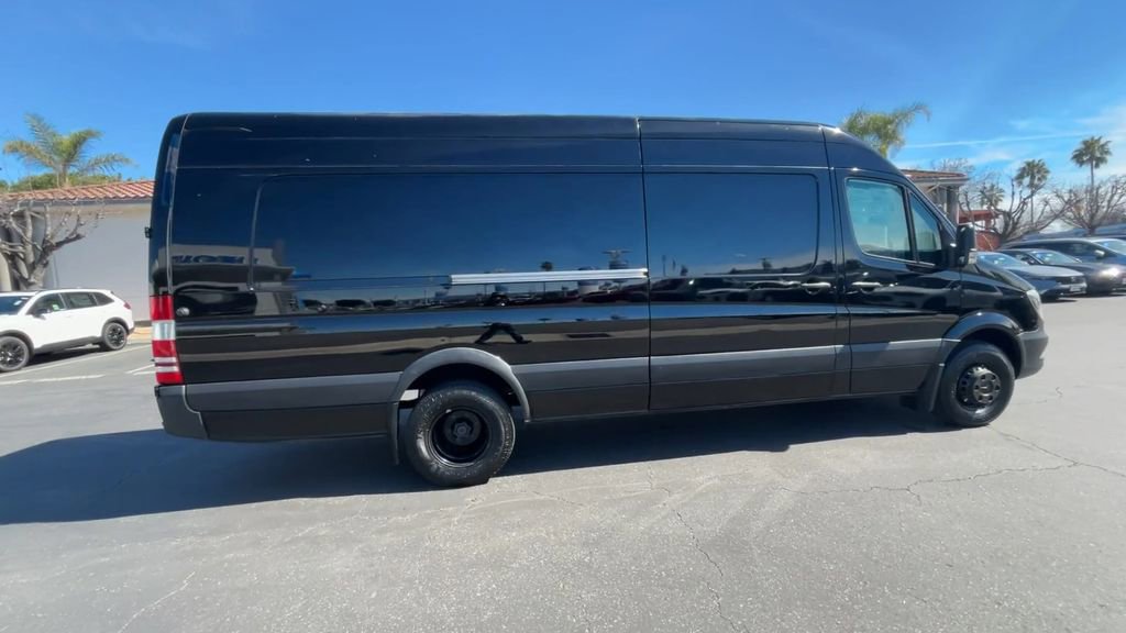 Used 2017 Mercedes-Benz Sprinter 3500 image 9