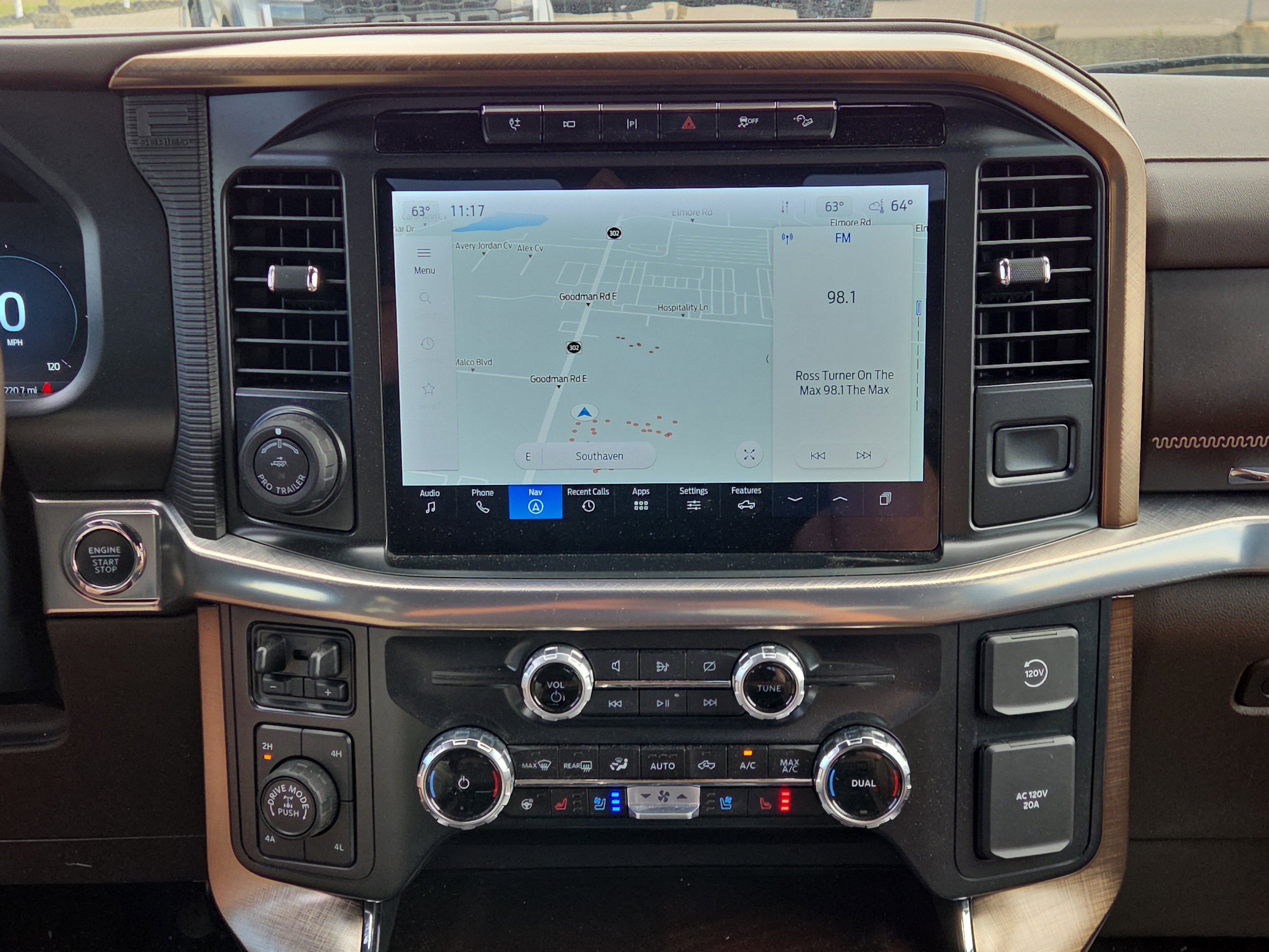 Used 2024 Ford F150 King Ranch w/ FX4 Off-Road Package image 25