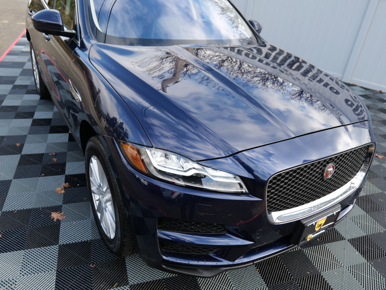 Used 2018 Jaguar F-PACE Prestige image 79