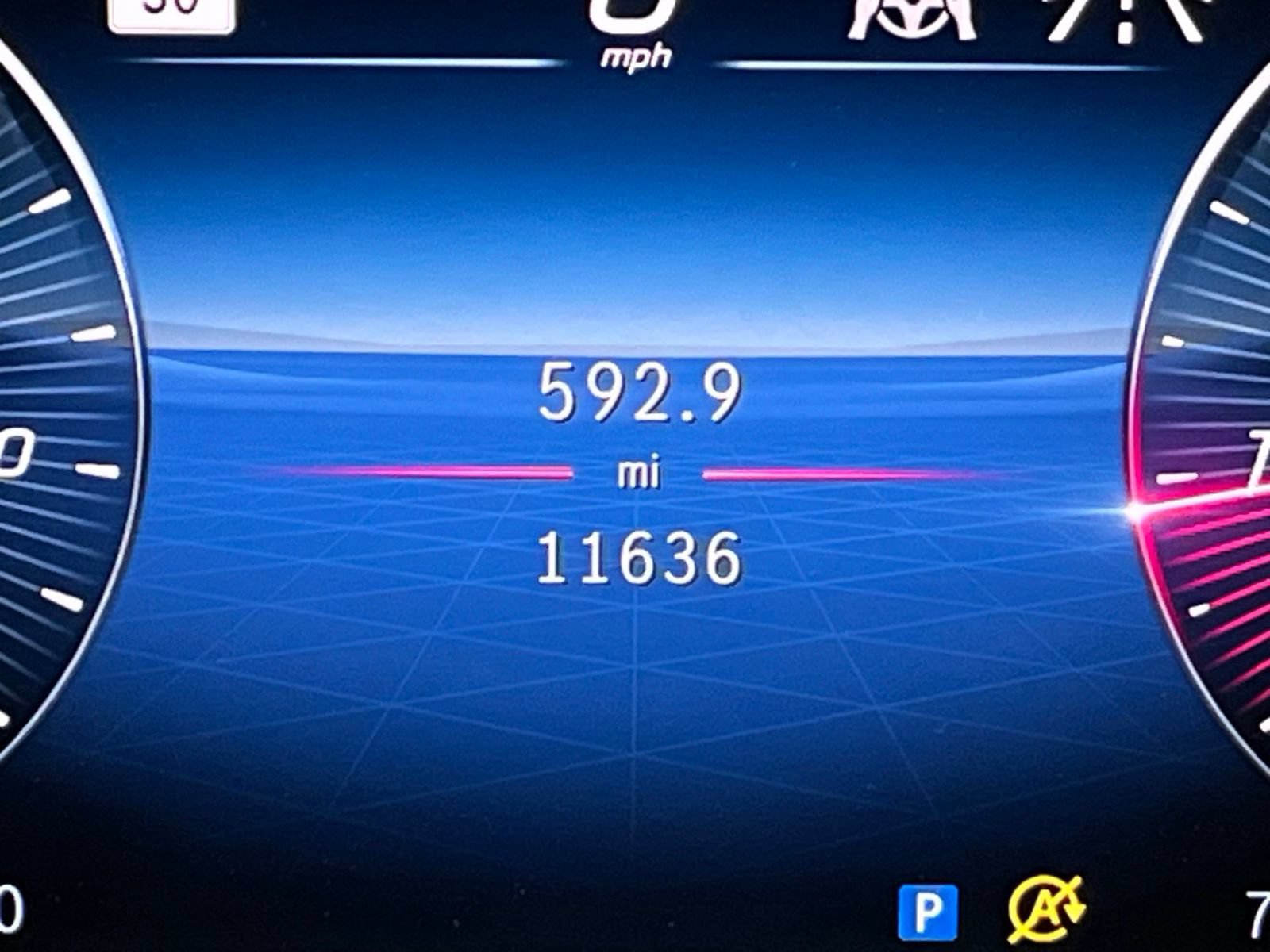 Used 2025 Mercedes-Benz GLE 350 4MATIC image 34