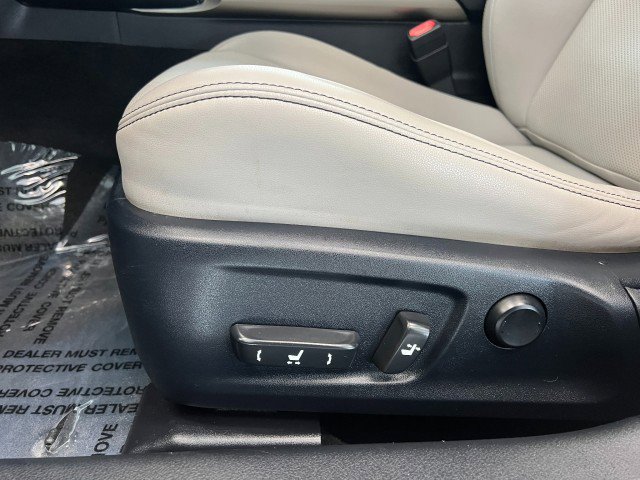 Used 2016 Lexus IS 300 AWD w/ Navigation System Package image 13