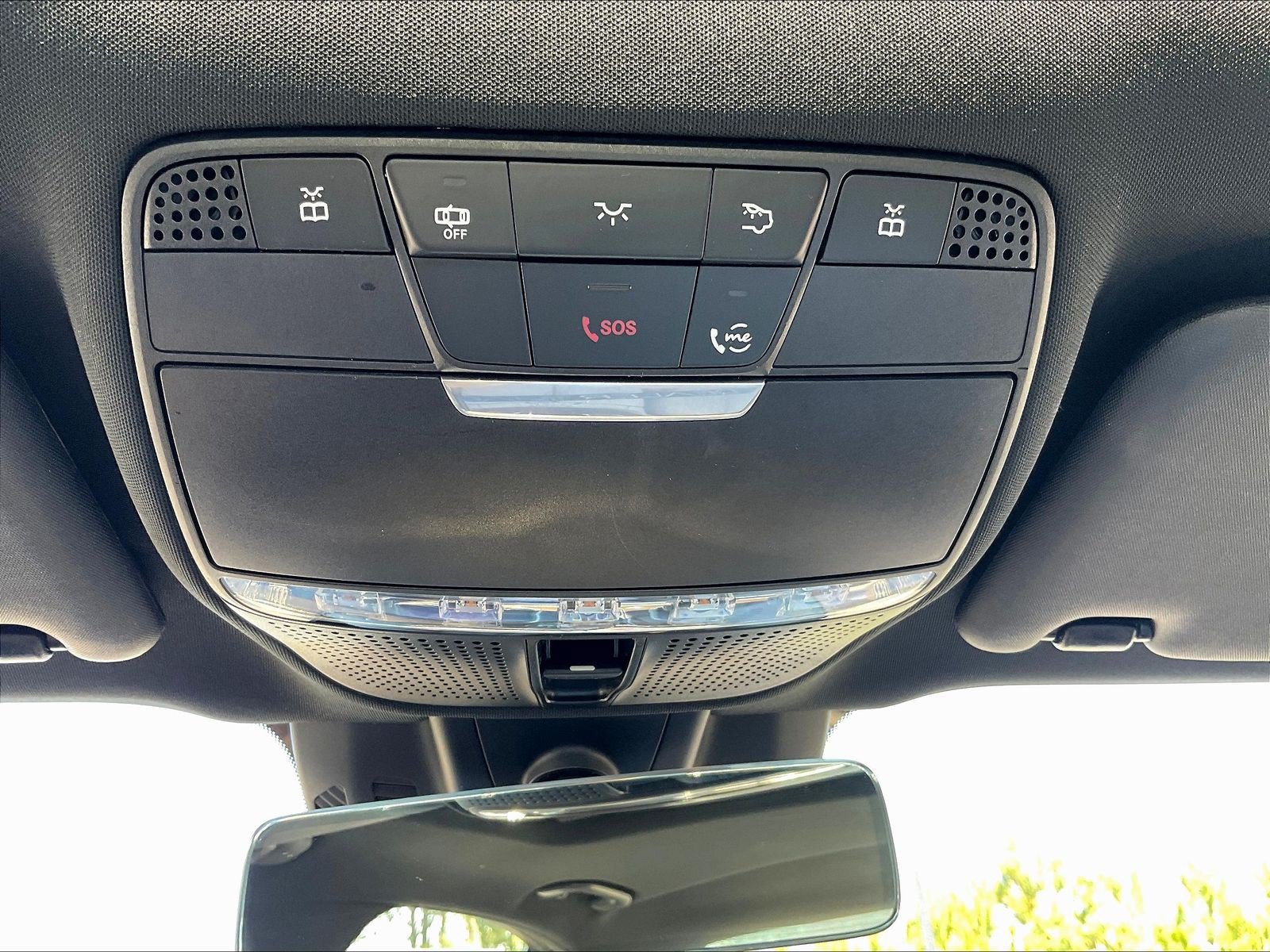 Used 2022 Mercedes-Benz E 350 Sedan image 17