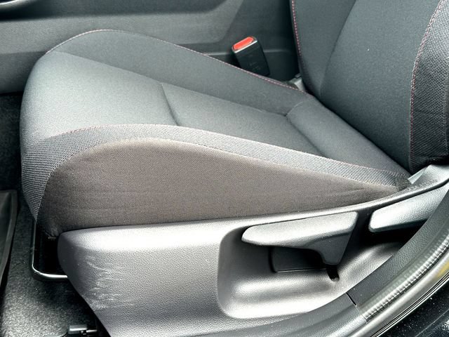 Used 2025 Toyota Prius Plug-In Hybrid FWD image 12