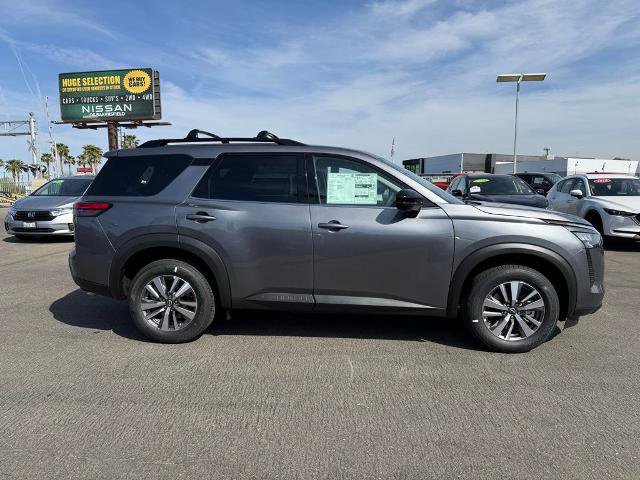 New 2026 Nissan Pathfinder SL AWD/4WD image 7