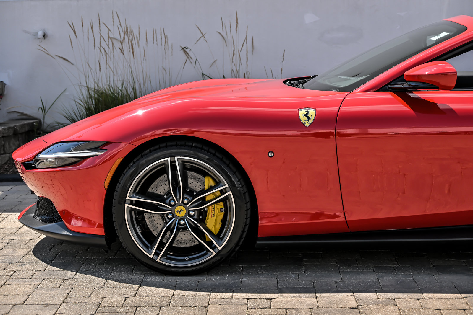 Used 2024 Ferrari Roma Spider RWD image 13
