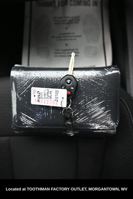 Used 2024 Subaru Outback 2.5i image 9