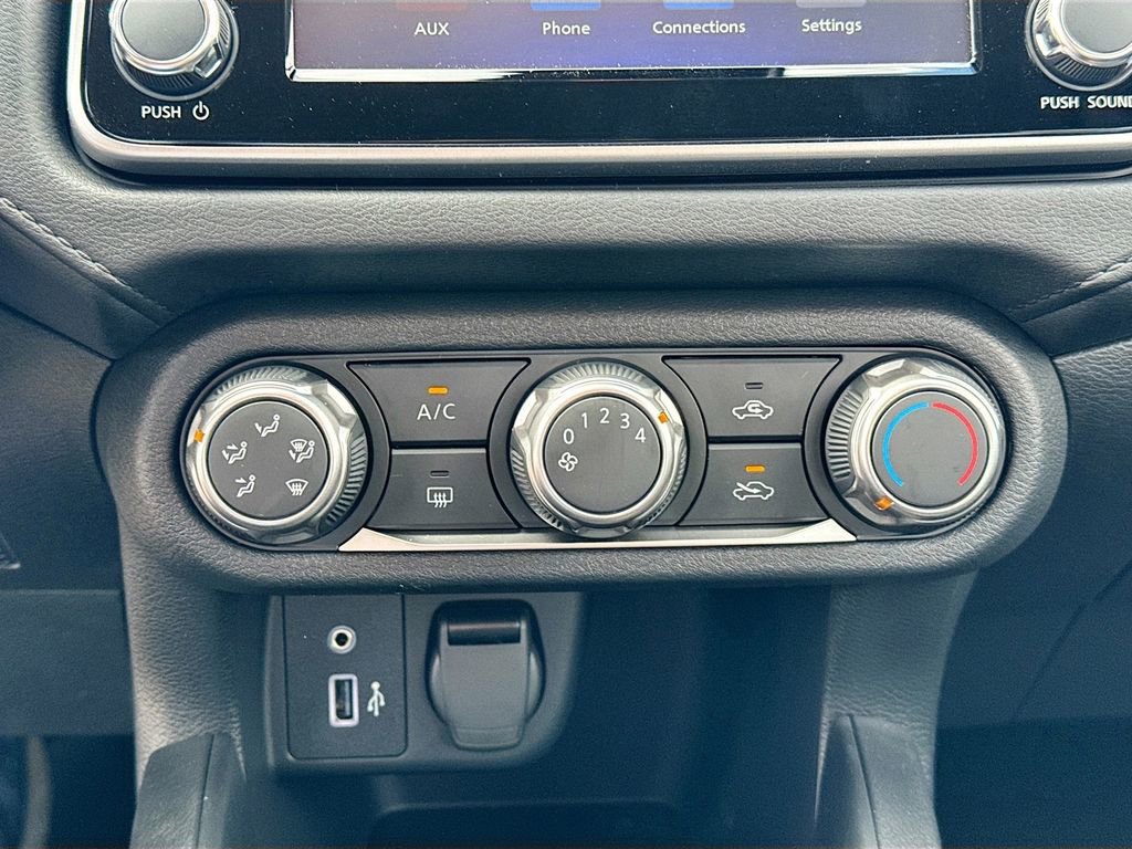 Used 2025 Nissan Versa S w/ S Plus Package image 13