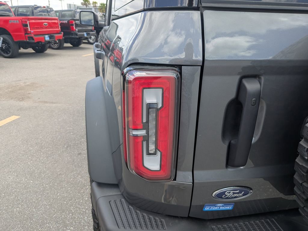 Certified 2025 Ford Bronco Badlands AWD/4WD image 12