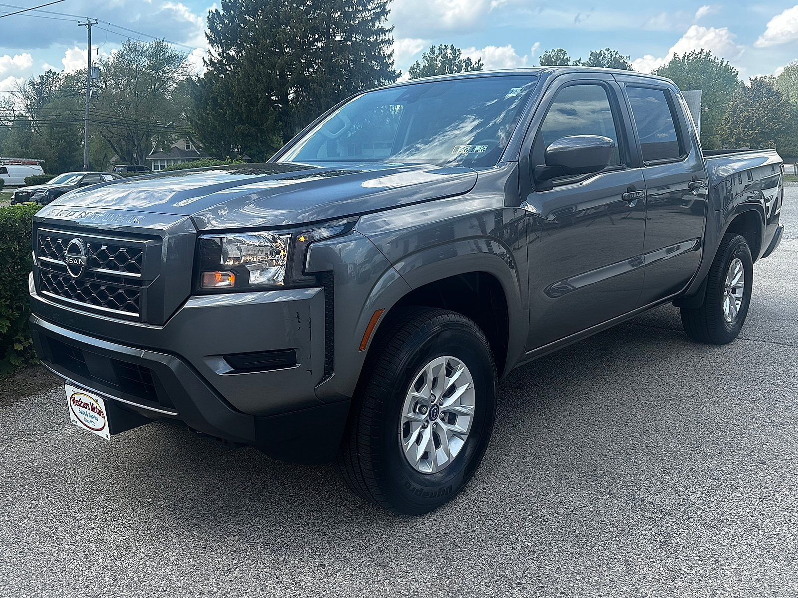 Used 2024 Nissan Frontier SV image 9