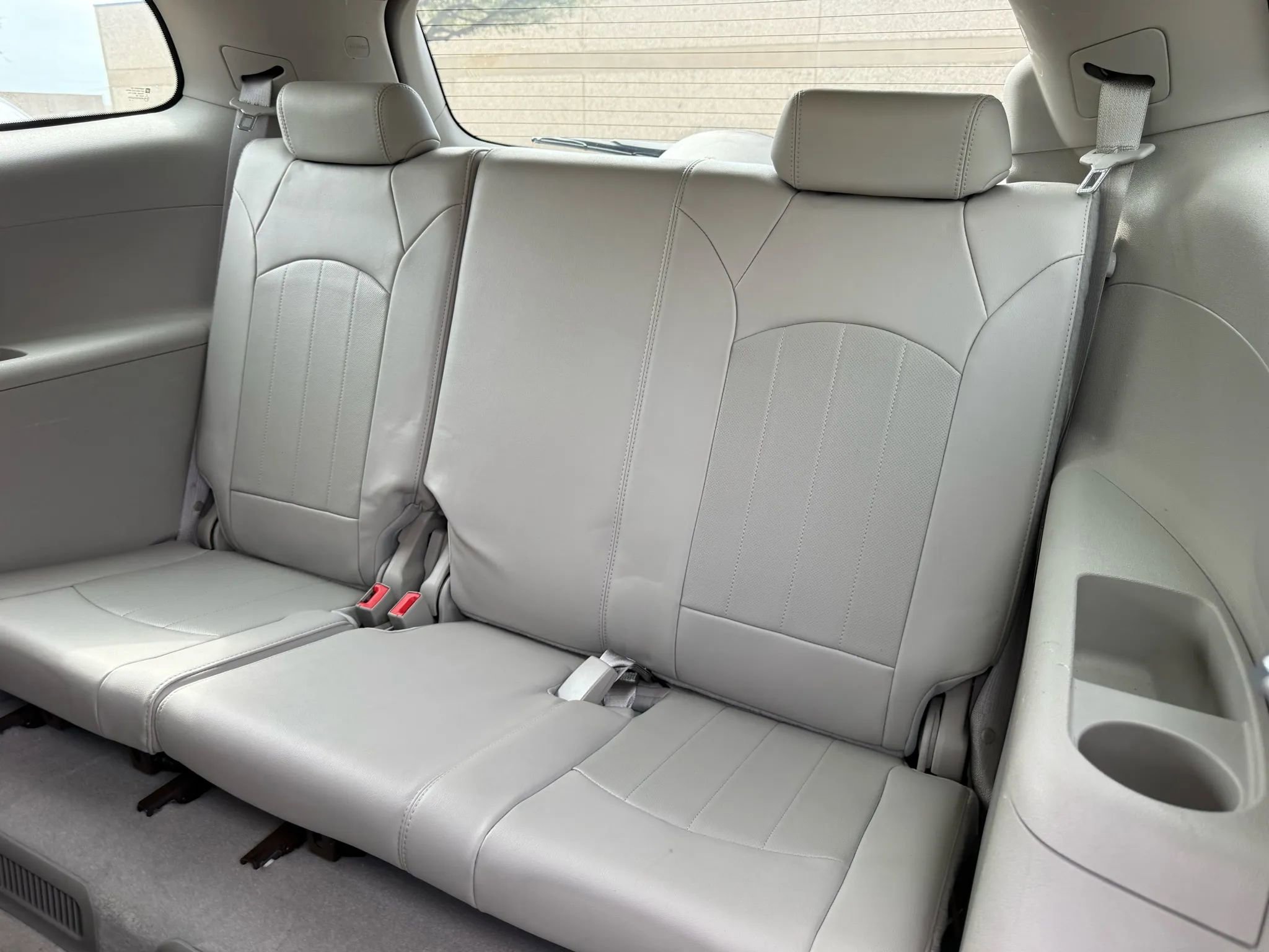 Used 2012 Buick Enclave Leather image 12
