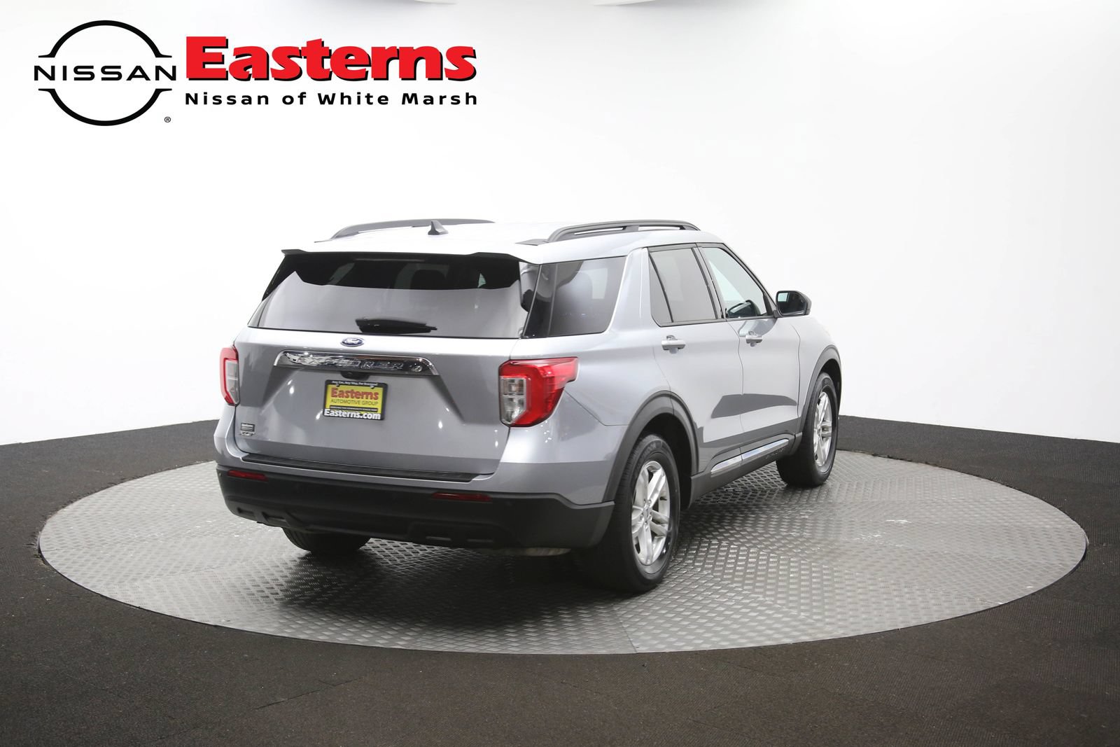 Used 2023 Ford Explorer XLT RWD image 34