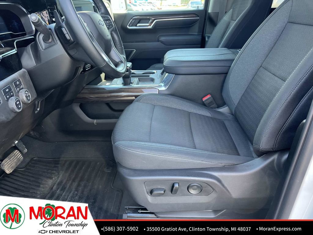 Certified 2025 Chevrolet Silverado 1500 RST image 16