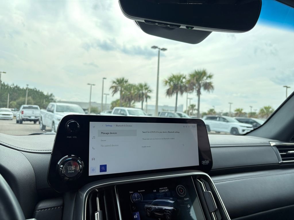 Used 2024 Lexus LX 600 4WD w/ Appearance Package image 29