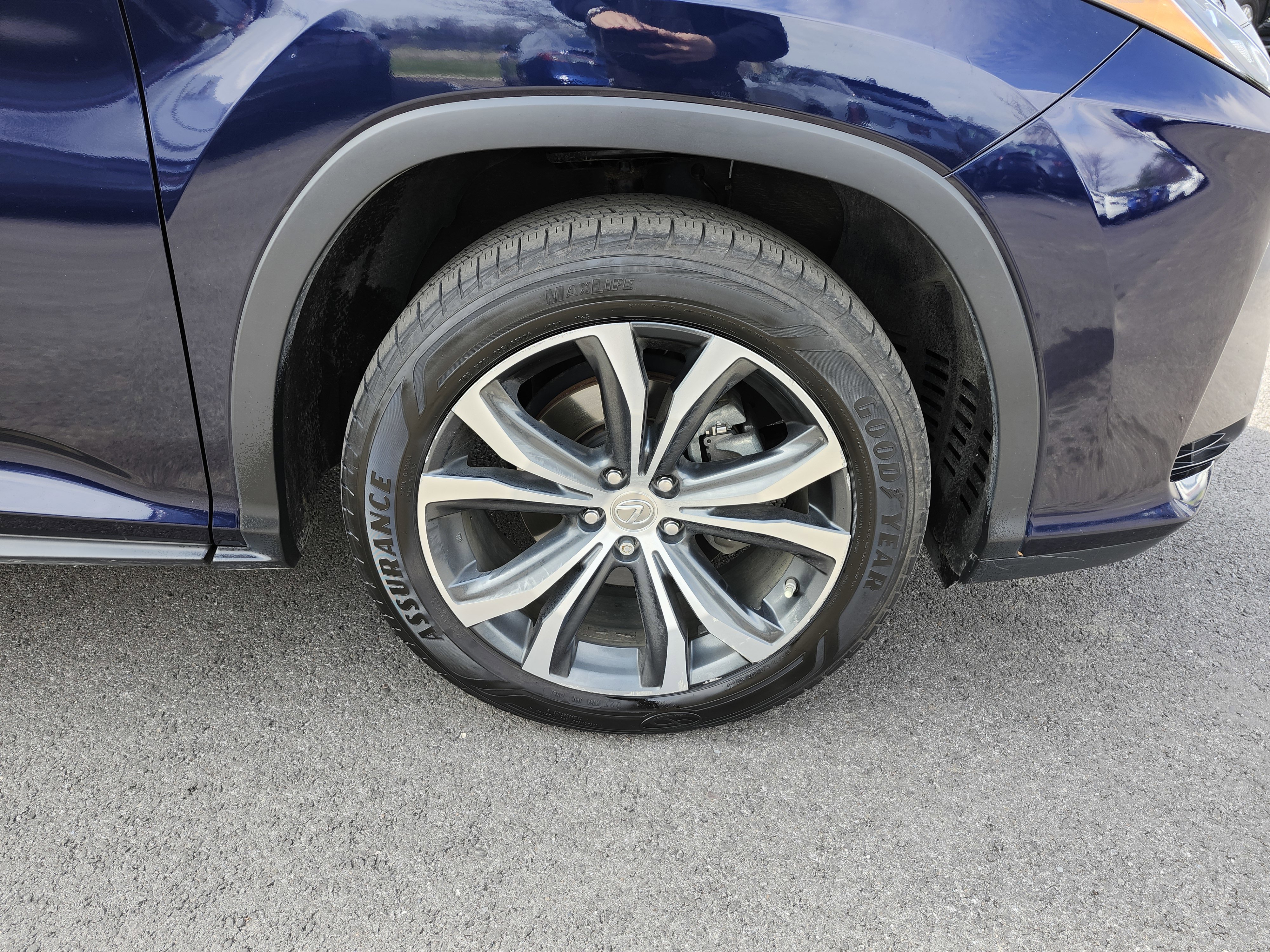 Used 2016 Lexus RX 450h AWD w/ Cold Weather Package image 14