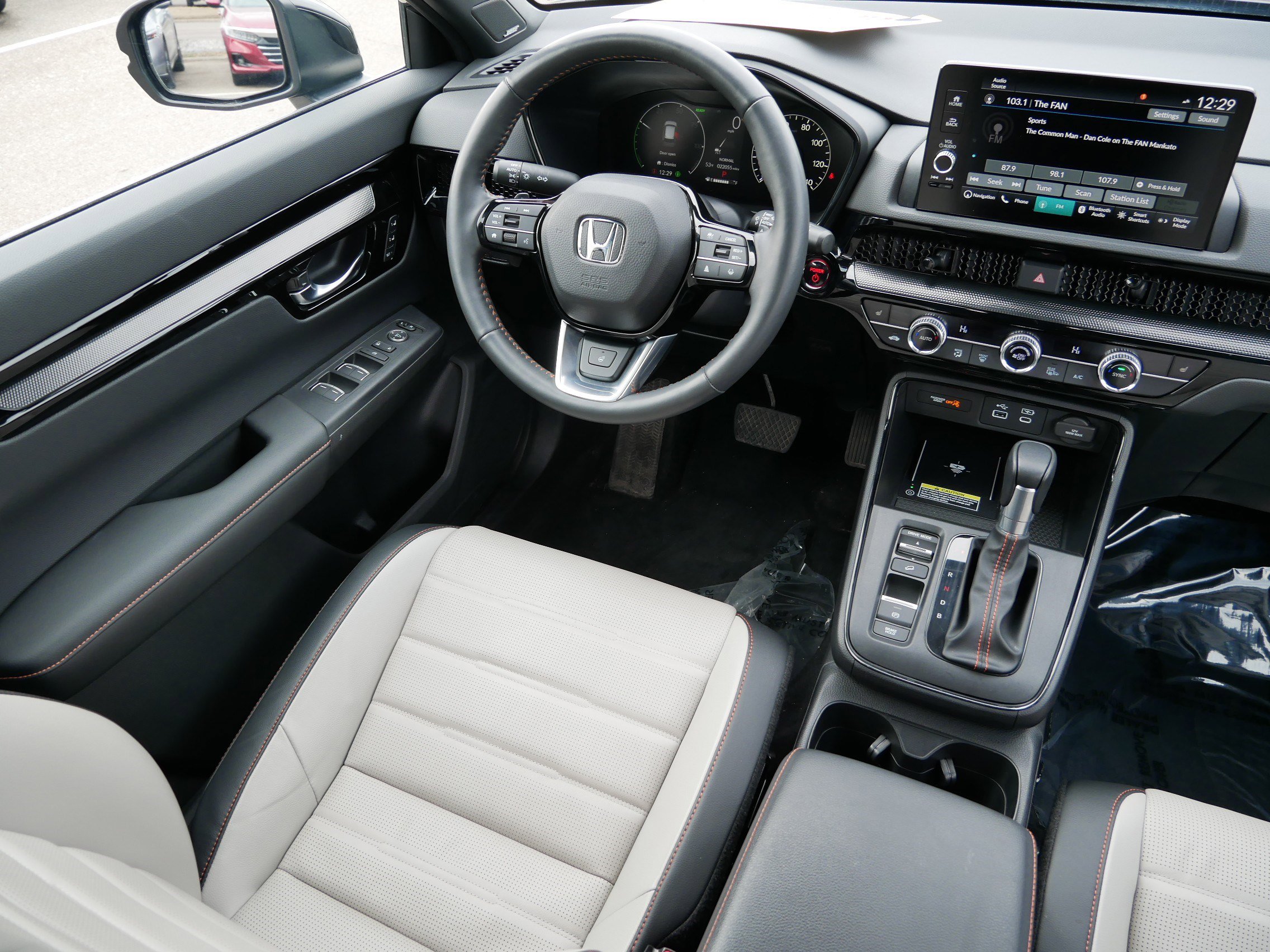 Certified 2024 Honda CR-V Sport Touring image 9