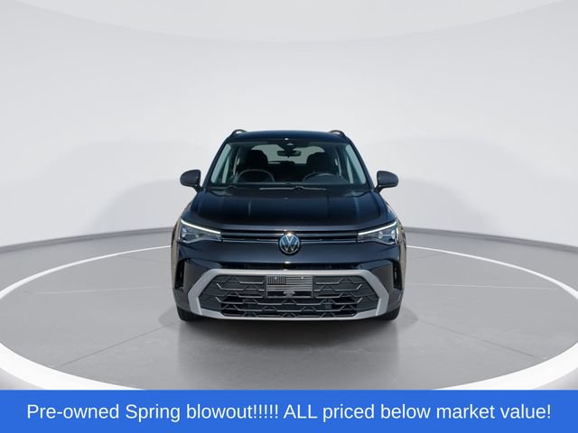 Used 2025 Volkswagen Taos S FWD image 3