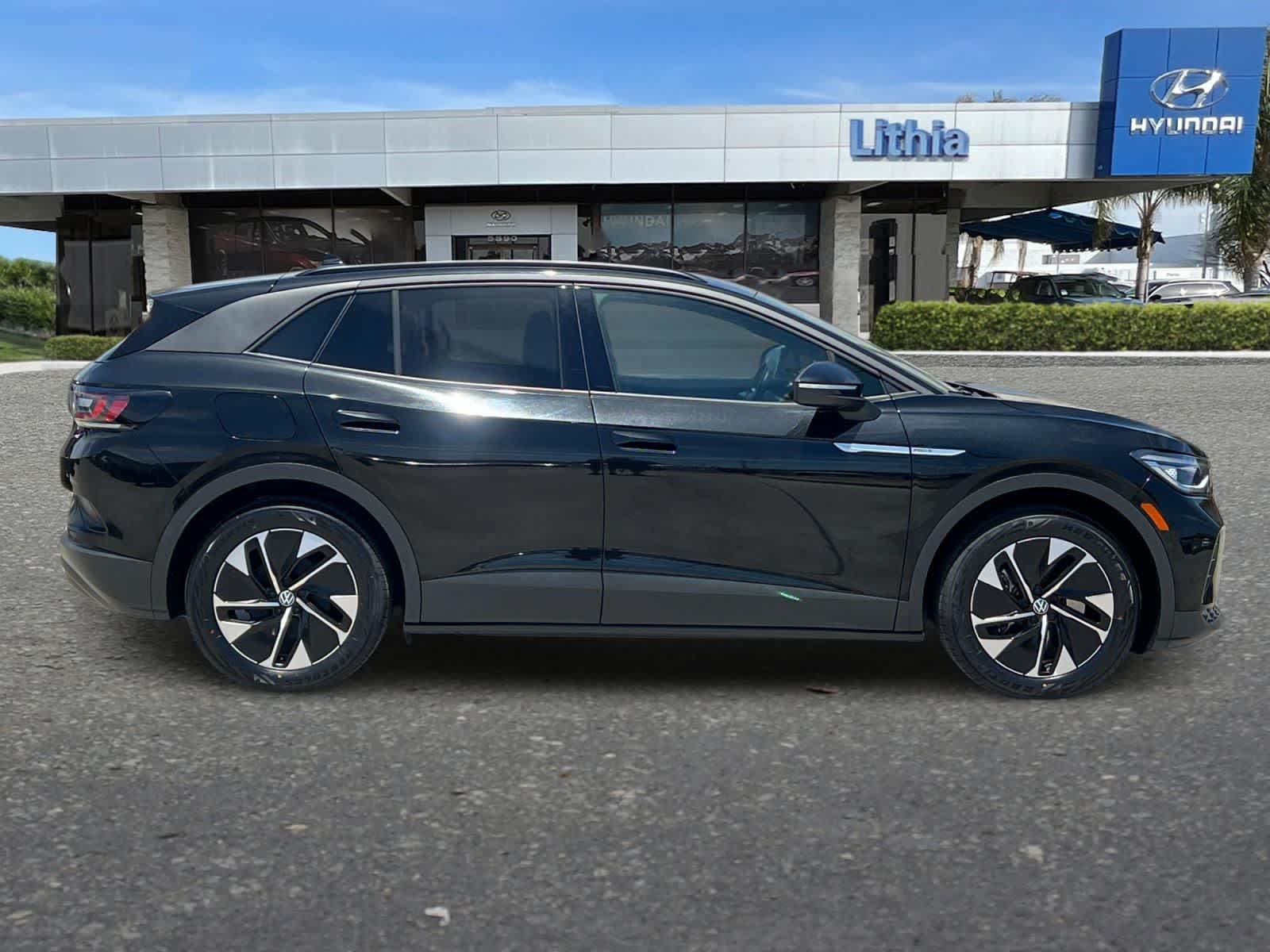 Used 2022 Volkswagen ID.4 Pro S RWD image 9