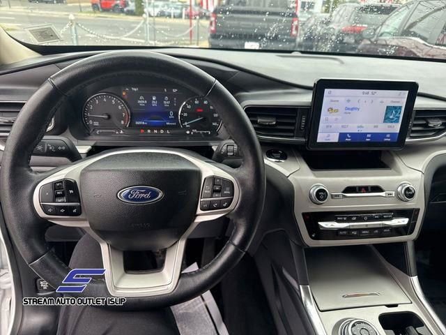 Used 2023 Ford Explorer XLT w/ Equipment Group 202A image 22