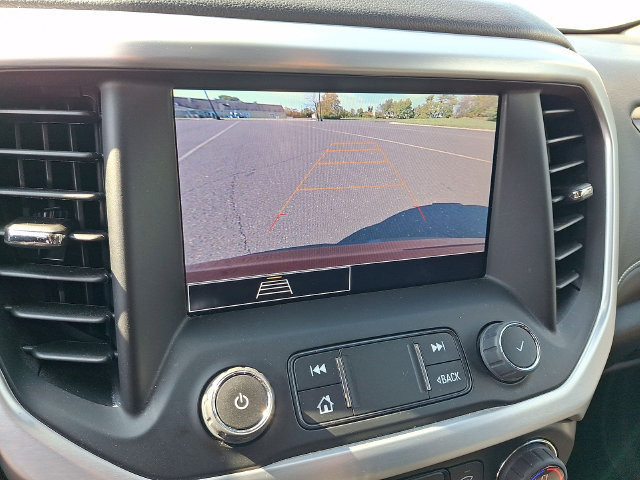 Used 2023 GMC Acadia SLE w/ Driver Convenience Package FWD image 20