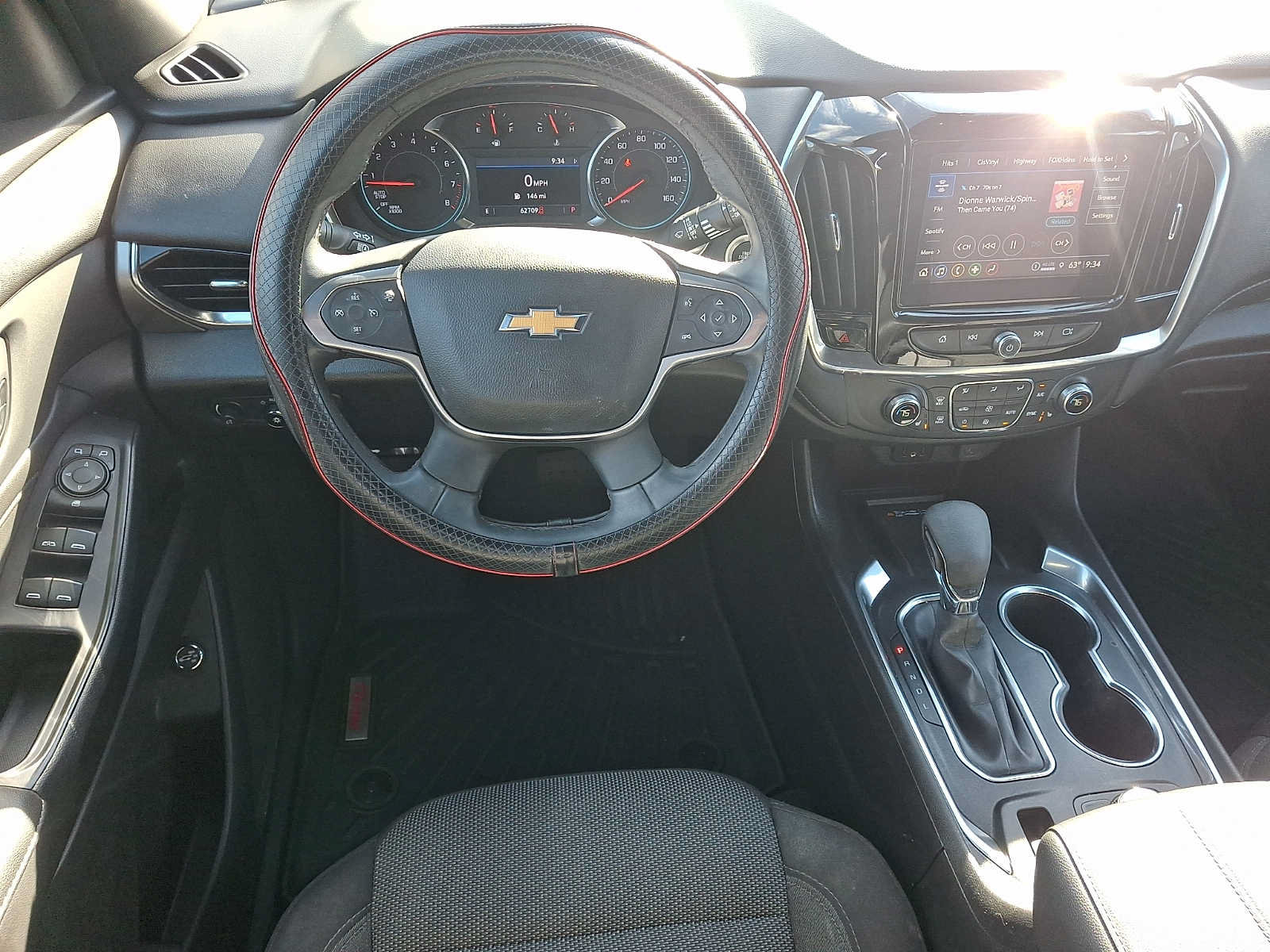 Used 2023 Chevrolet Traverse LT AWD/4WD image 12