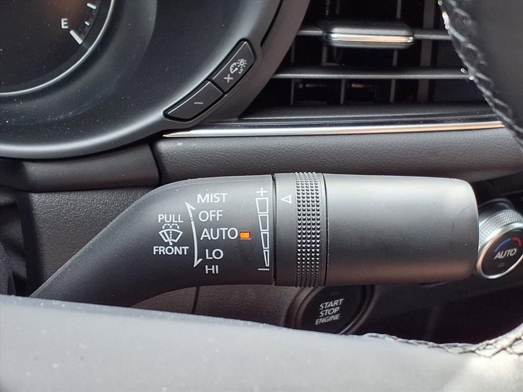 Certified 2025 MAZDA MAZDA3 s FWD image 25
