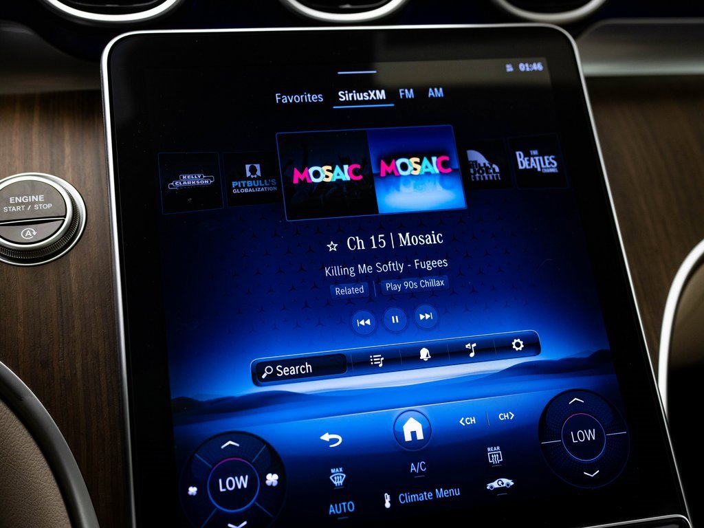 Used 2025 Mercedes-Benz C 300 4MATIC Sedan image 23