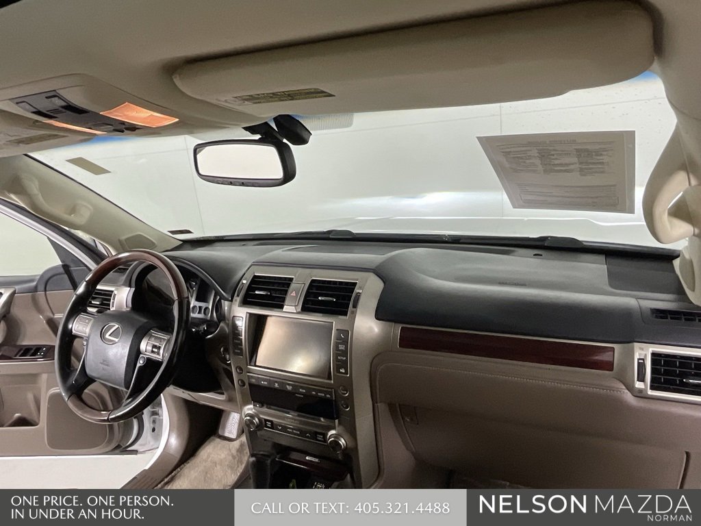 Used 2014 Lexus GX 460 image 29
