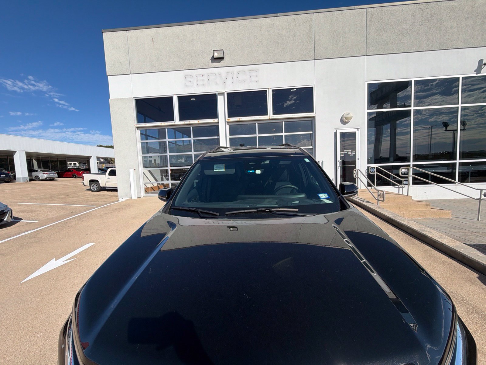 Used 2026 Chevrolet Traverse LT w/ Driver Confidence Package FWD image 3