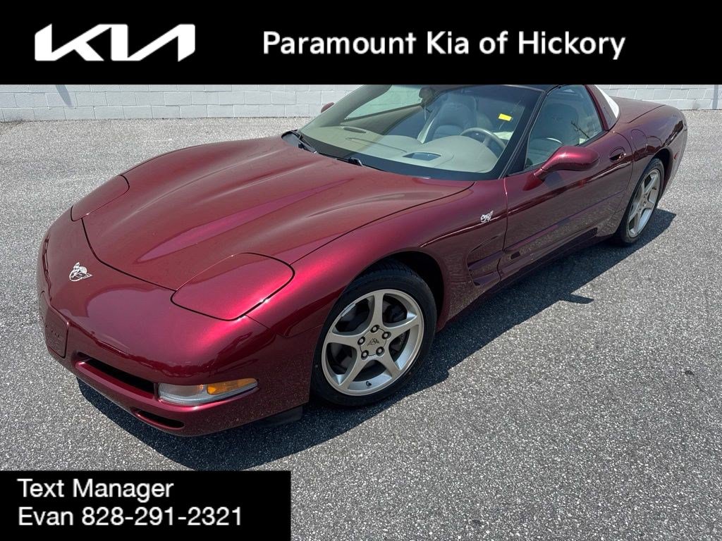 Used 2003 Chevrolet Corvette Coupe w/ Preferred Equipment Group RWD image 1