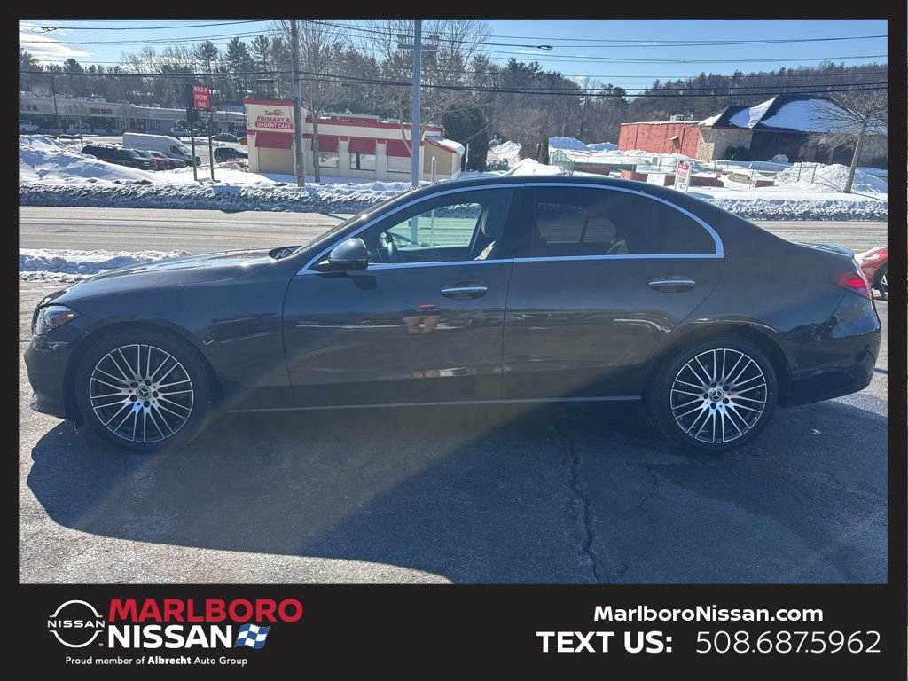 Used 2023 Mercedes-Benz C 300 4MATIC Sedan image 4