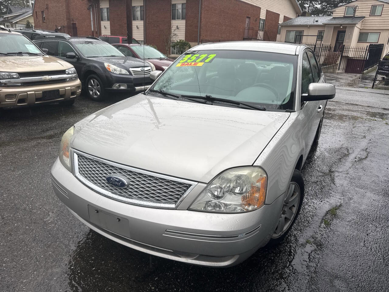 Used 2007 Ford Five Hundred SEL image 2