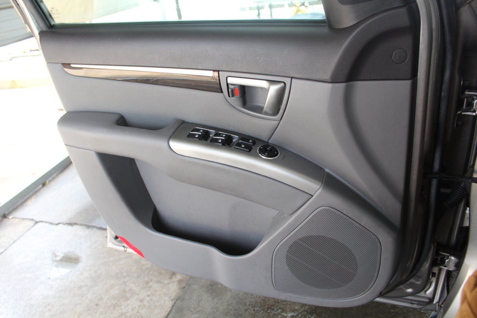 Used 2012 Hyundai Santa Fe GLS AWD/4WD image 12