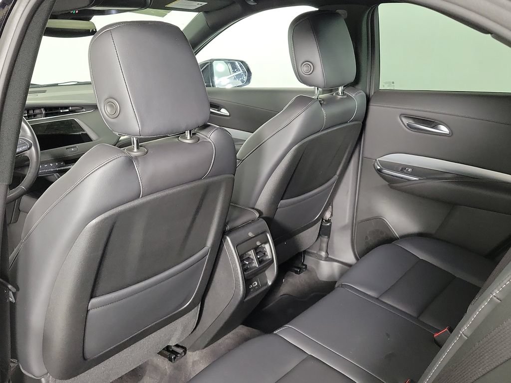 Certified 2023 Cadillac XT4 Premium Luxury AWD/4WD image 13