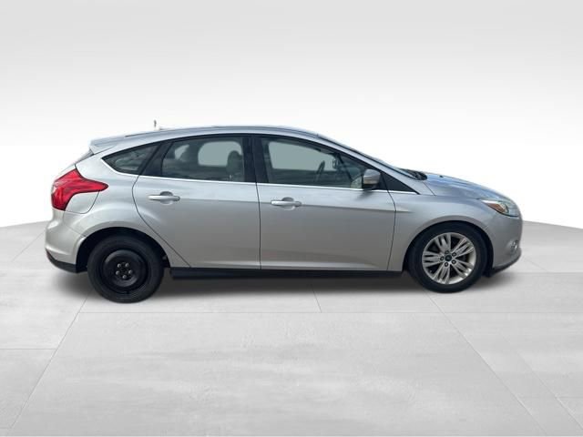 Used 2012 Ford Focus SEL image 2