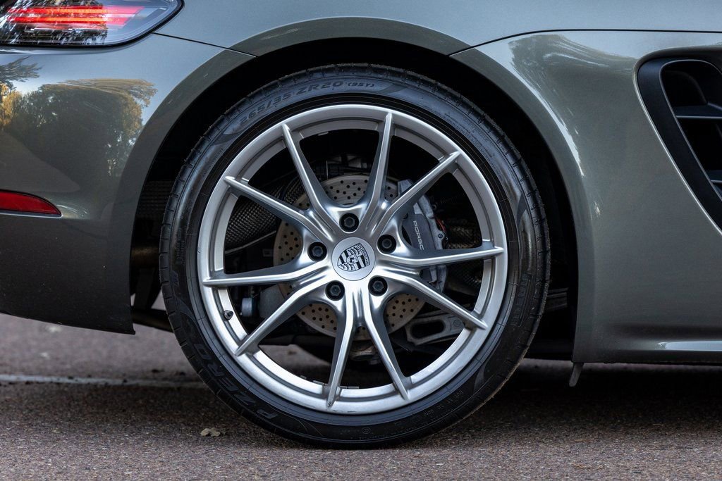 Used 2021 Porsche 718 Boxster Base w/ Premium Package image 52