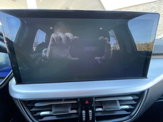 Certified 2025 Ford Escape SE w/ PHEV Premium Package image 21