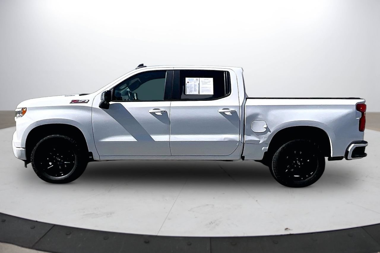 Used 2023 Chevrolet Silverado 1500 RST w/ Convenience Package II AWD/4WD image 5