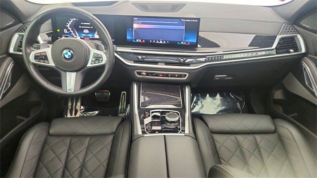 Used 2024 BMW X6 xDrive40i w/ Premium Package image 21
