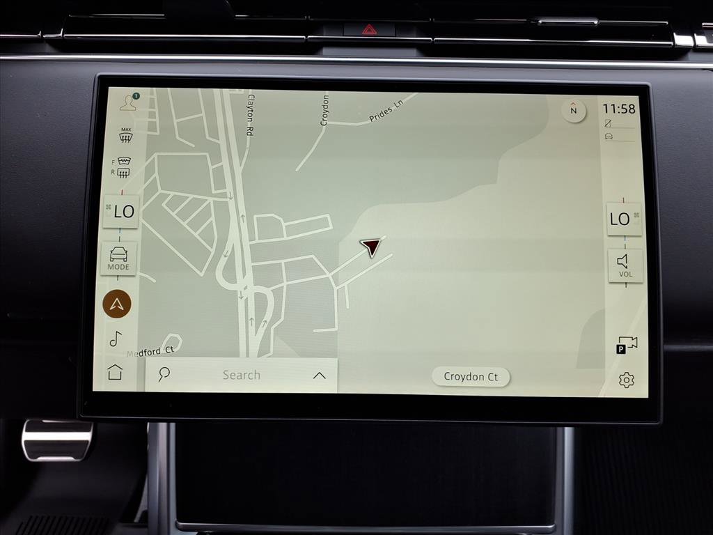 New 2026 Land Rover Range Rover SE image 12